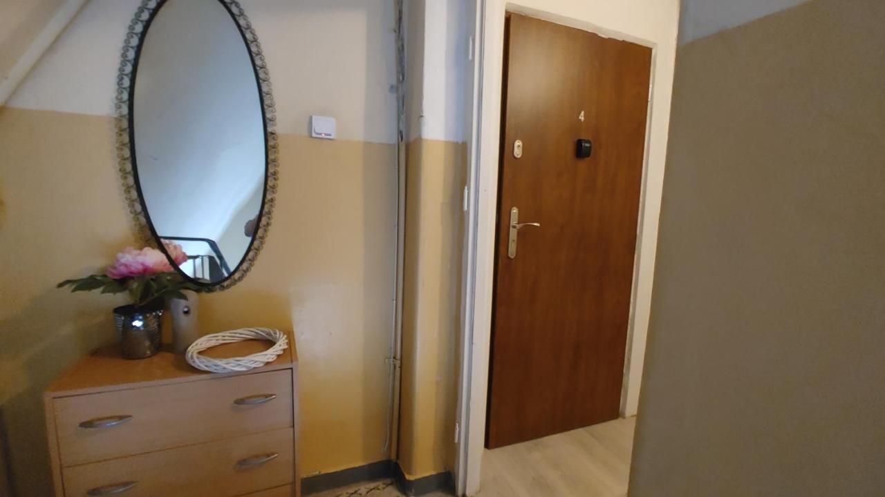 St Nicolas Attic Apartamento *
